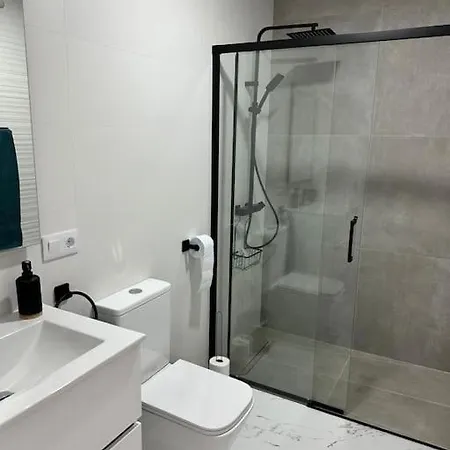 Natalia With Pool & Private Patio *