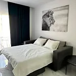 Natalia Apartment With Pool & Private Patio *
