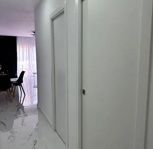 Natalia Daire Costa Adeje